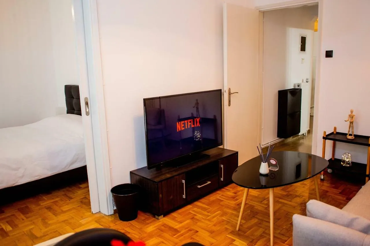 Thessaloniki Center Apartment On The Sea 0*,  Yunanistan